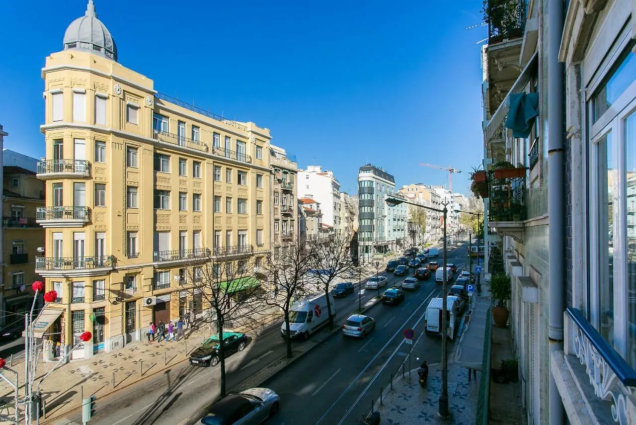 Art Deco 4 Bedrooms Flat In The City Center Lisbon Portugal